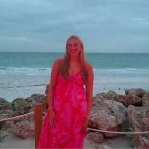 Meet your Posher, Ella